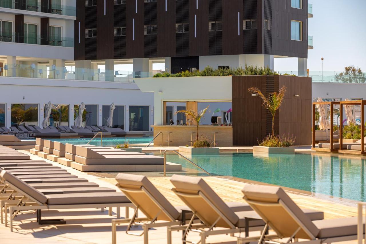 Chrysomare Beach Hotel & Resort Ayia Napa Exteriör bild